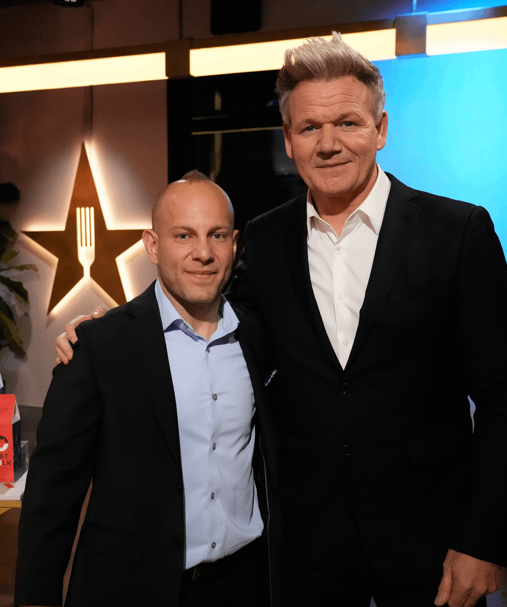 Personalized Autographed 8x10 Photo – Chris Kanik, Smart Cups CEO & Winner of Gordon Ramsay’s Food Stars